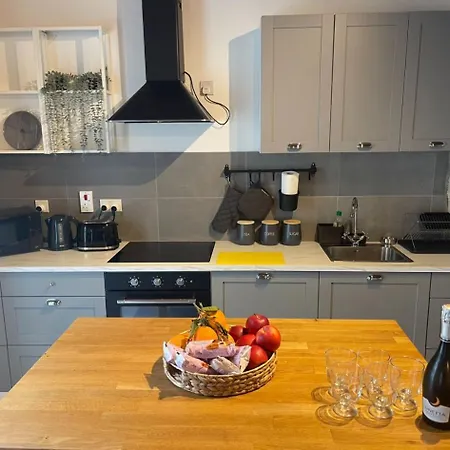Duplex In St. Julians سانت جوليان